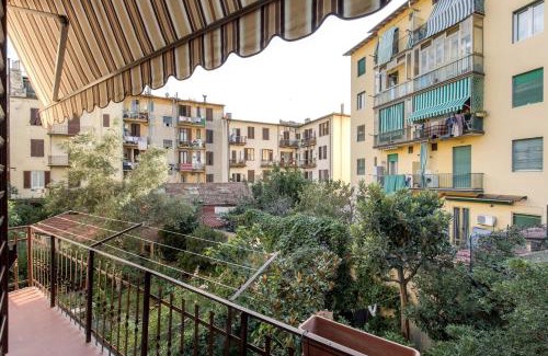 Le Cure Apartamento | The Italian Courtyard with free parking nearby