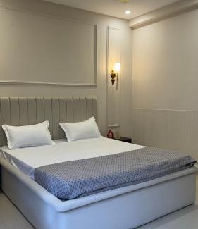 Kharar Apartamento | The Ivory Loft