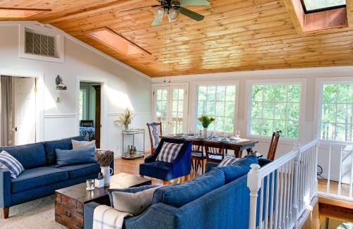 Guerneville Casa | The Ivywood