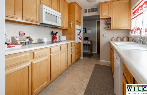 Farmington Casa | The Jacobs Family Home