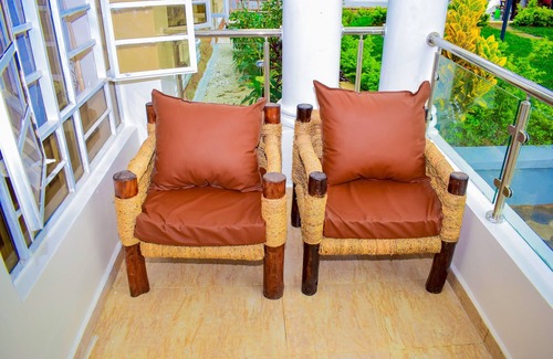 Kisumu Apartamento | The Jades at Riat Unit 3: A Luxury 3-bedroom Apartment