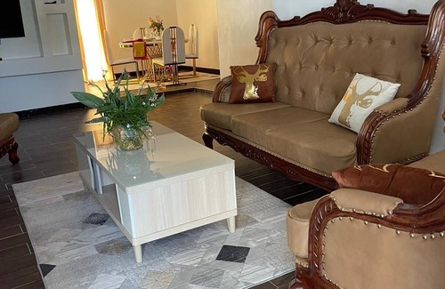Kisumu Apartamento | The Jades at Riat Unit 3: A Luxury 3-bedroom Apartment