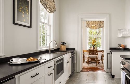 Charleston Historic District Casa | The Jasmine House