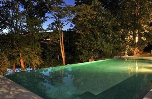 Highland Mills Cama Y Desayuno | The Jefferson Room at Rushmore Estate in Woodbury NY Bed and Breakfast