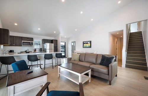 Bigfork Casa | The Jewel View Cottages Unit 7, 4BD2.5BA