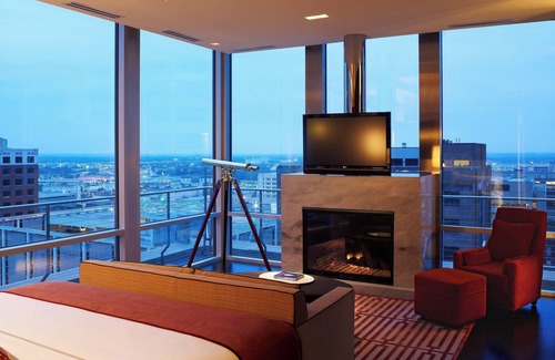 Downtown Dallas Hotel | The Joule