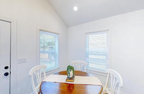 Talbot's Corner Casa | The Joyful Cottage