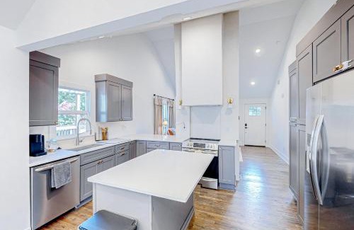 Talbot's Corner Casa | The Joyful Cottage