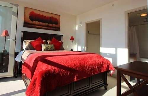 Downtown Victoria Condominio | The Juliet by Victoria Royal Vacations