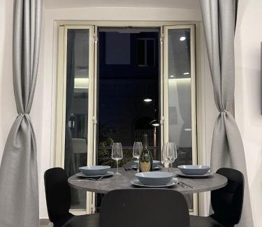 Naples City Centre Apartamento | The Jungle Home