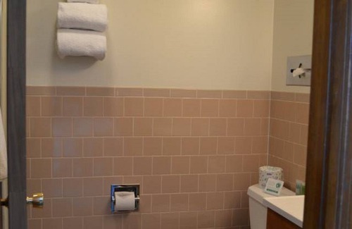 Lincoln Hotel | The Kancamagus Lodge