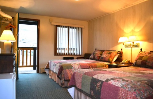 Lincoln Hotel | The Kancamagus Lodge
