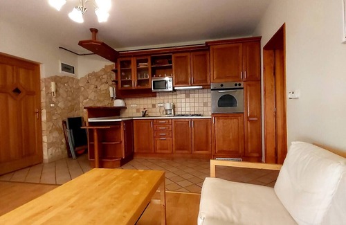 Keszthely Apartamento | The Kata Kunyhó awaits its guests in the heart of Keszthely!