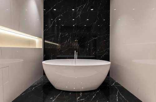 South West Hotel | The Kelvish Plaza