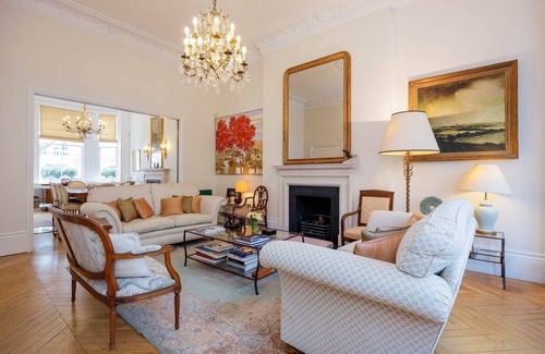Campden Casa | The Kensington Townhouse, by Veeve