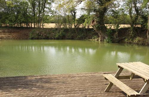 Stowmarket Otro | The Kestrel Shepherd Hut, Whitehouse Farm