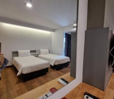 Din Daeng Hotel | The Key Point Hotel