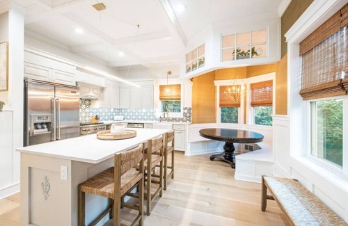 Mount Pocono Casa | The King Queen of The Poconos