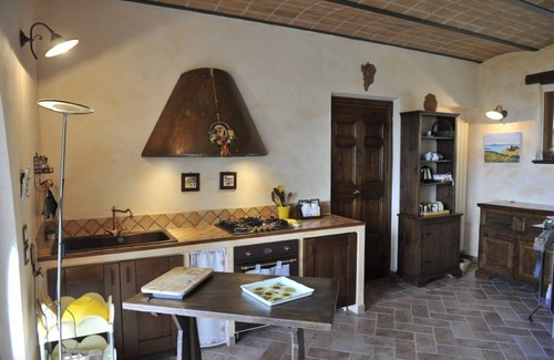 Lisciano Niccone Apartamento | The King's Oak with a view of Lake Trasimeno