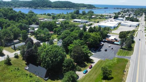 Frankfort Casa | The Koal-mine-inn - Great Location & Ac!