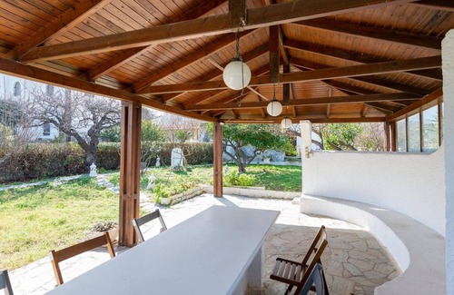 Vathianos Kampos Casa | The Kokkini Beach Retreat