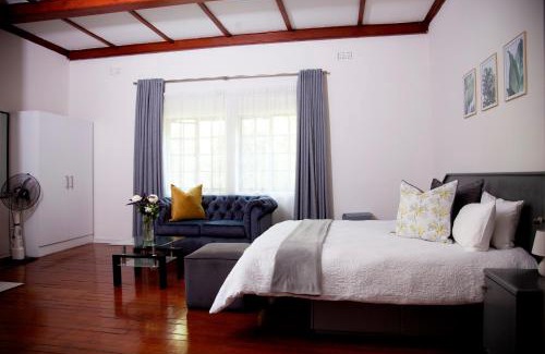 Houghton Estate Casa | The Kraal Guest House