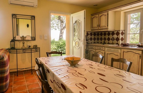 Saint-Paul-Trois-Chateaux Chalet De Esquí | The Little House on the Hill with Pool and Petanque Court – Drôme Provençale