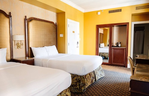 Central Business District Hotel | The Lafayette New Orleans By Kasa Living