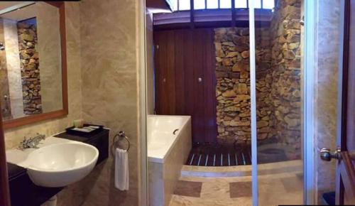 Kuala Teriang Complejo | THE LAGOON WATER CHALET