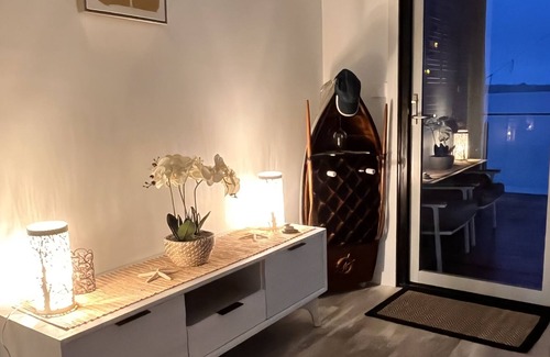 Charmhaven Casa | The Lake House - an escape to tranquillity!!!