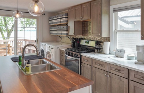 Alexandria Casa | The Lake House at Darling Shores