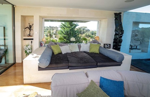 San Sebastián de los Reyes Apartamento | The Lake House - Luxury Villa in Madrid