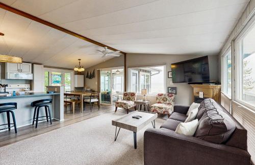Malletts Bay Casa | The Lake House