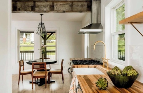 Lake Huntington Casa | The Lake House With Kayaks and Bikes on the waterfront