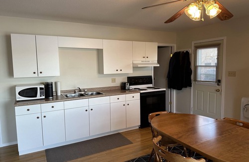 Saskatchewan Cabina | The Lake Retreat