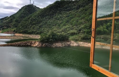 Chun'an Casa | The Lake View Deyishe Resort in Thousand Island Lake