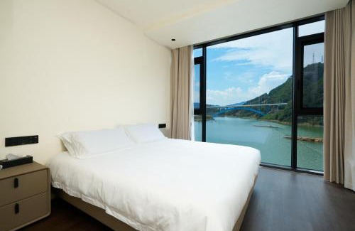 Chun'an Casa | The Lake View Deyishe Resort in Thousand Island Lake