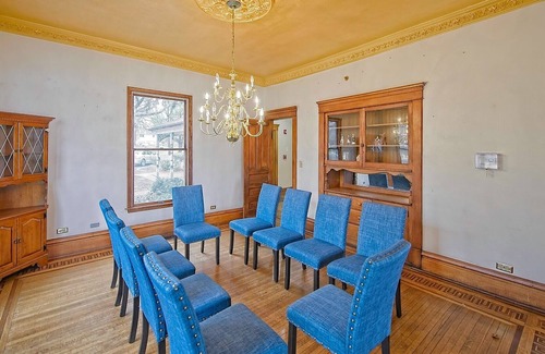 Fox Lake Complejo | The Lakefront Victorian Dollhouse