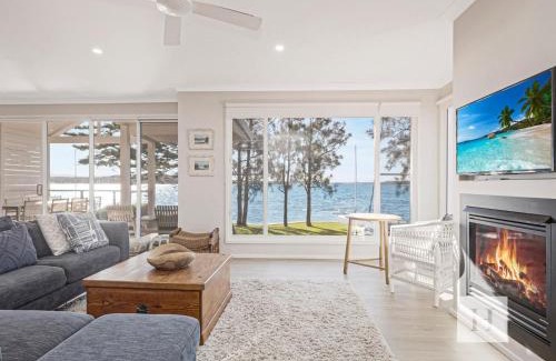 Summerland Point Casa | The Lakehouse Retreat