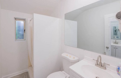 Fox Lake Casa | The Lakeview Place Boutique Hotel Unit 4
