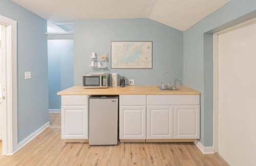 Fox Lake Casa | The Lakeview Place Boutique Hotel Unit 4