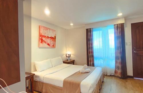 Tagaytay Cama Y Desayuno | The Lakeview Suites