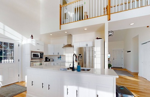 Swanton Casa | The Lakewood | Waterfront house in Swanton with dock and beach access