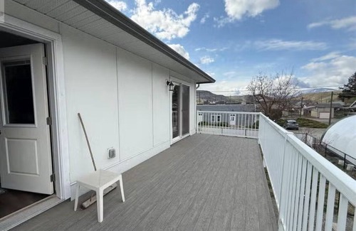 Ashcroft Casa | The Laneway: a 2-level home in the Village features spacious rooms & easy access
