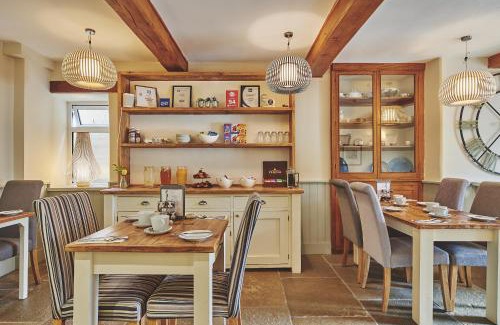 Bourton Cama Y Desayuno | The Lansdowne Boutique Rooms with Breakfast - Adults Only