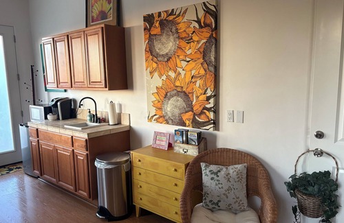Monterey Apartamento | The Last Resort - Centrally Located Oceanview Studio
