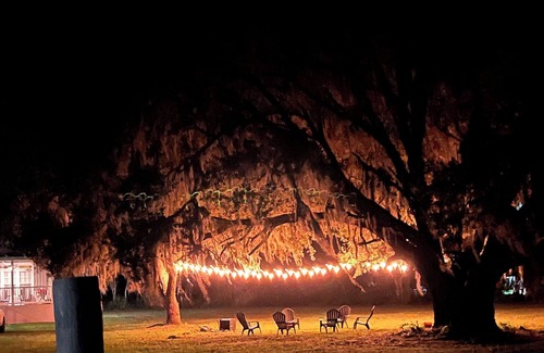 Okeechobee Casa | The Last Stand Farmhouse! Beautiful kitchen, TV room, AC, WiFi in Okeechobee