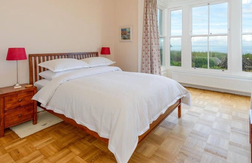 North Berwick Casa | The Latch Apartment - Tres Habitaciones Casa, Capacidad 6