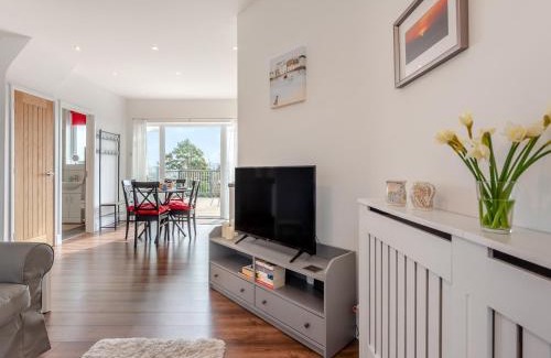Goodwick Casa | The Laurels