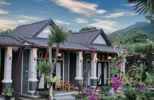 Toya Bungkah Cama Y Desayuno | The Lava Bali Villa and Hot Spring
